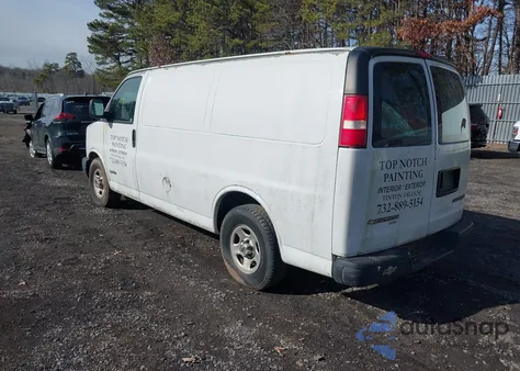 2003 Chevrolet Express from USA, damaged, VIN 1GCFH25T031128321